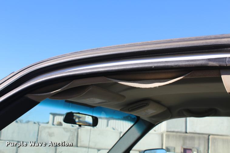 image for item K5782 2007 Chevrolet Silverado Classic 2500HD Ext. Cab utility bed pickup truck