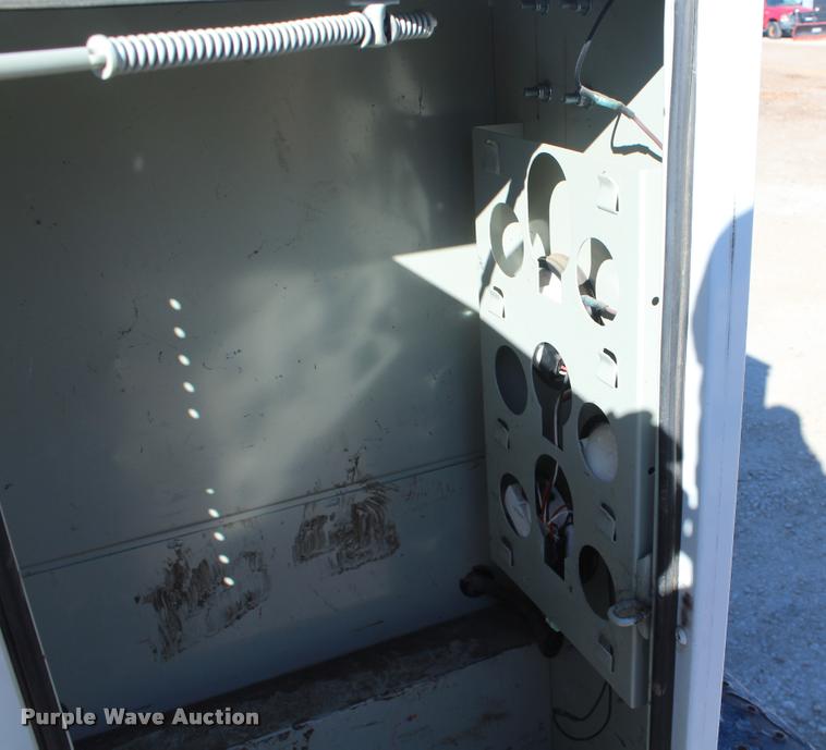 image for item K5782 2007 Chevrolet Silverado Classic 2500HD Ext. Cab utility bed pickup truck