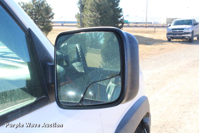 image for item K5782 2007 Chevrolet Silverado Classic 2500HD Ext. Cab utility bed pickup truck