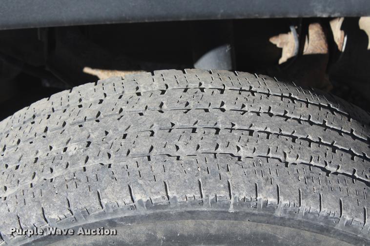 image for item K5782 2007 Chevrolet Silverado Classic 2500HD Ext. Cab utility bed pickup truck