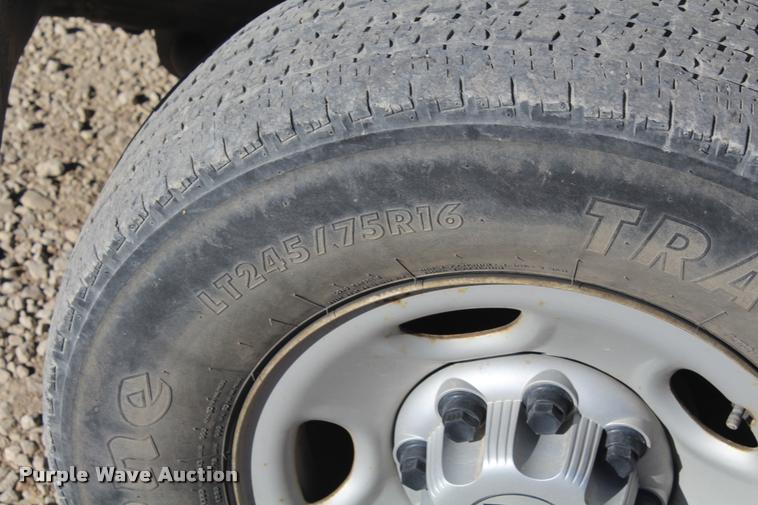 image for item K5782 2007 Chevrolet Silverado Classic 2500HD Ext. Cab utility bed pickup truck