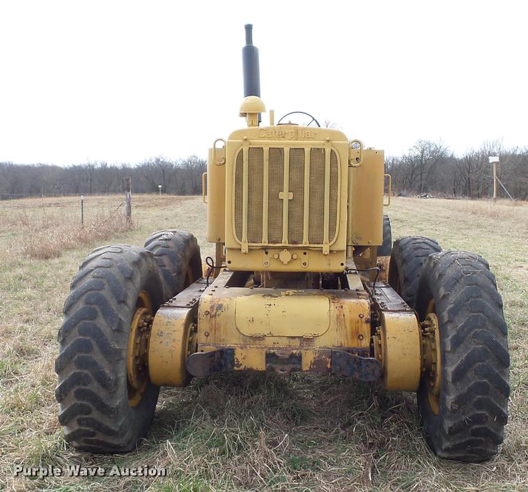 image for item L4607 Caterpillar 12 motor grader