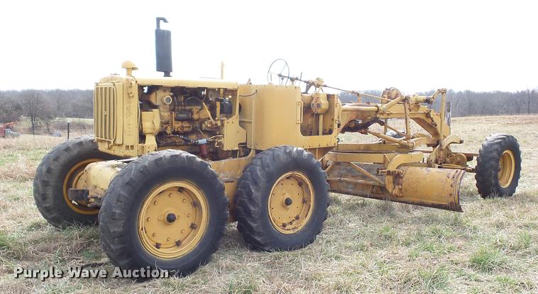 image for item L4607 Caterpillar 12 motor grader