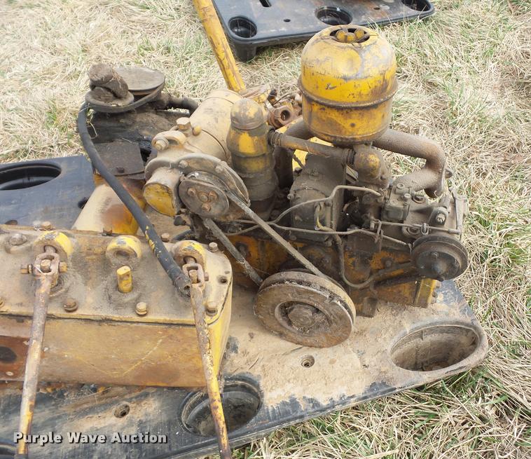 image for item L4607 Caterpillar 12 motor grader