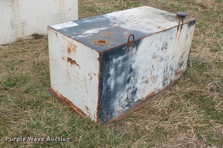 image for item L4608 Auxiliary fuel tank