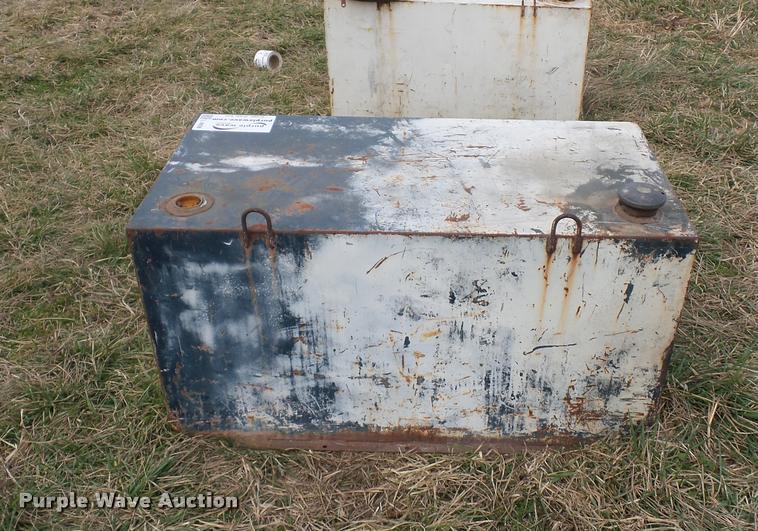 image for item L4608 Auxiliary fuel tank