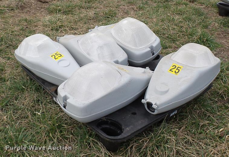 image for item L4609 (9) motion activated lights