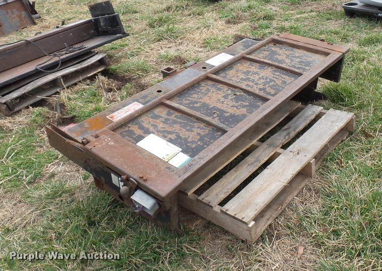 image for item L4610 Tailgate lift