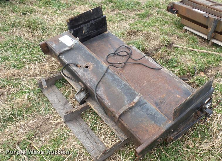 image for item L4611 Tailgate lift