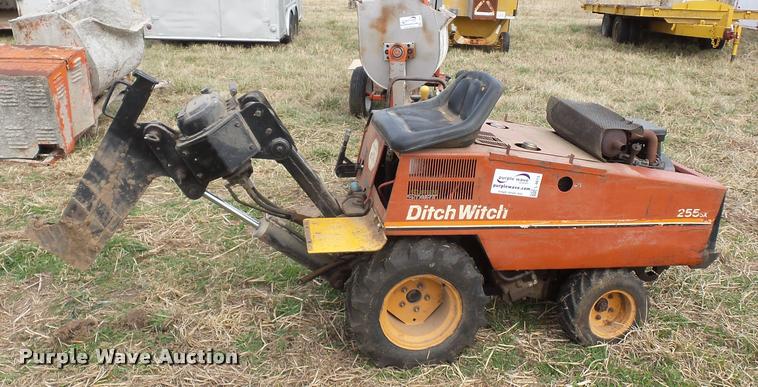 image for item L4613 Ditch Witch 255SX vibratory plow