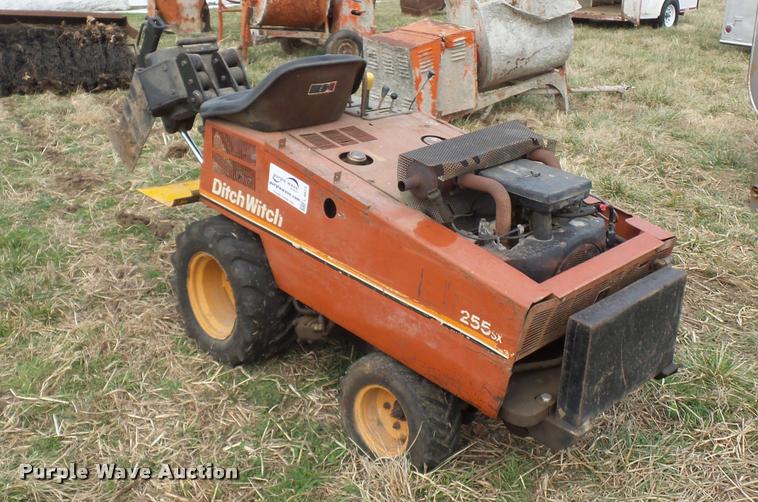 image for item L4613 Ditch Witch 255SX vibratory plow