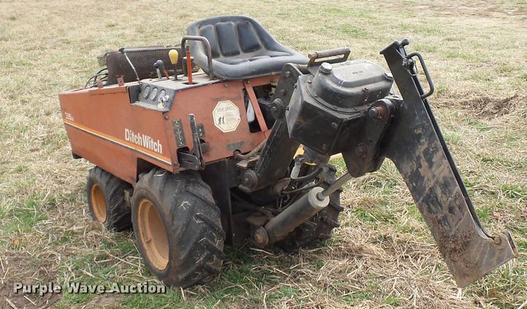 image for item L4613 Ditch Witch 255SX vibratory plow
