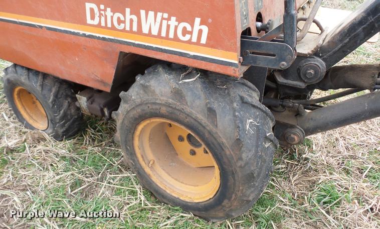 image for item L4613 Ditch Witch 255SX vibratory plow