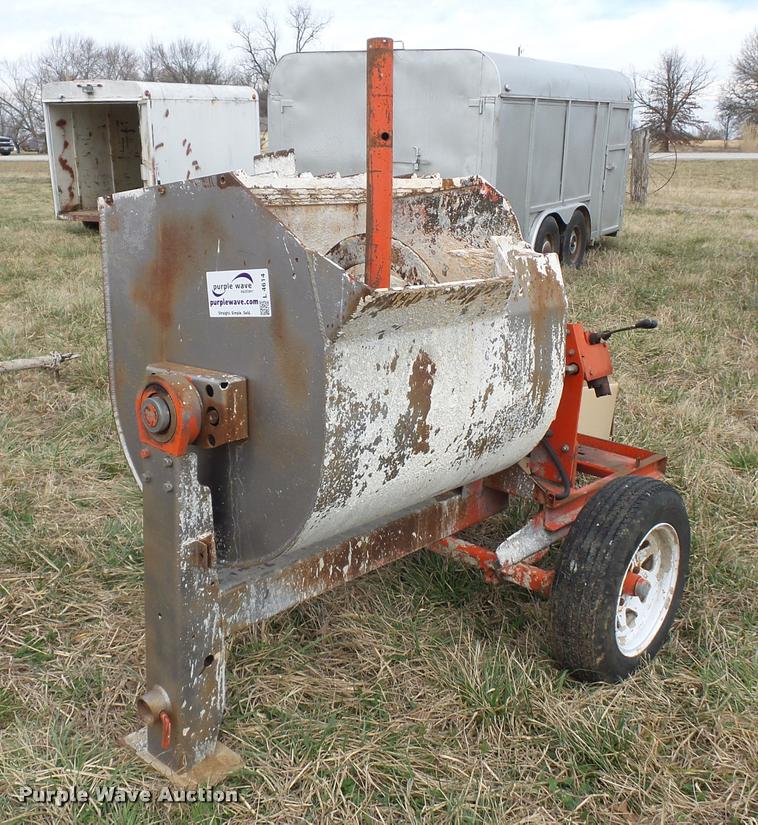 image for item L4614 (3) concrete mixers