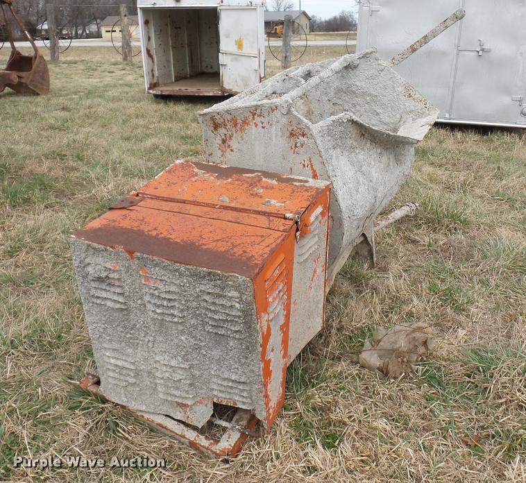 image for item L4614 (3) concrete mixers