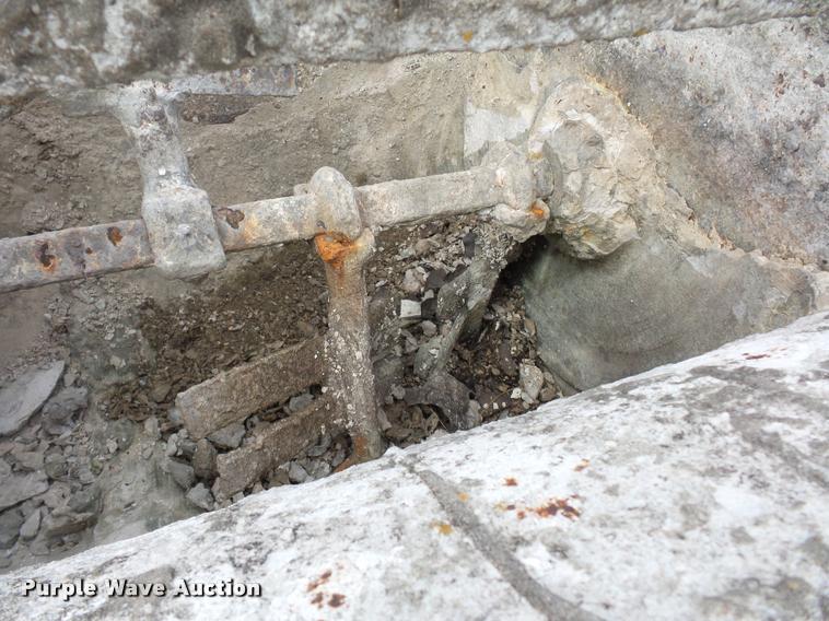 image for item L4614 (3) concrete mixers