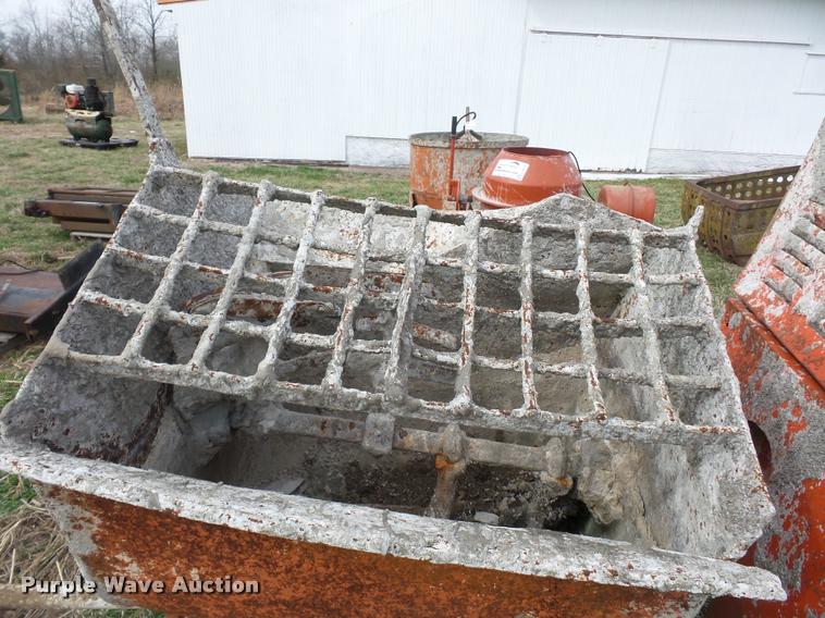 image for item L4614 (3) concrete mixers