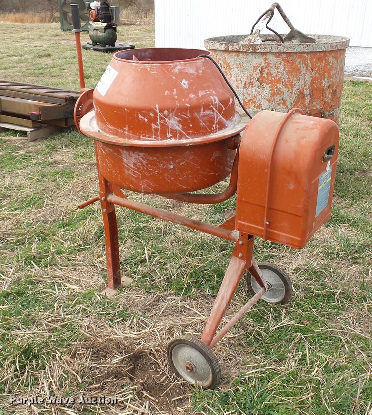 image for item L4615 Central Machinery cement mixer