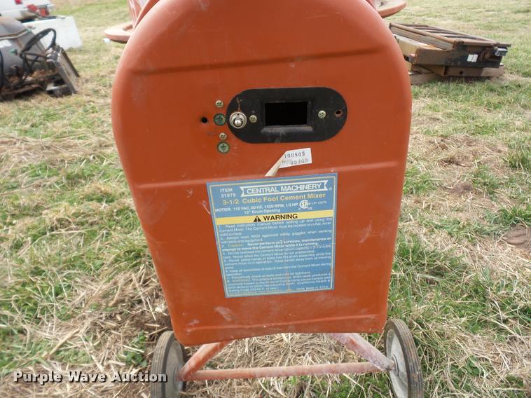 image for item L4615 Central Machinery cement mixer