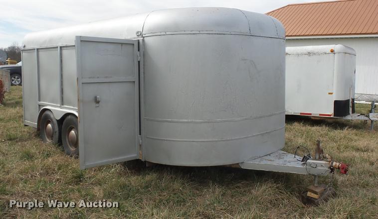 image for item L4620 1992 Calvia enclosed cargo trailer
