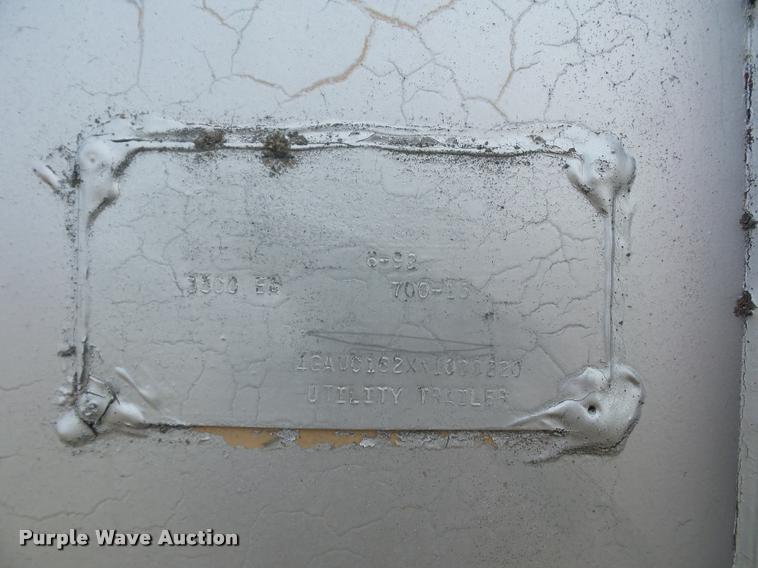 image for item L4620 1992 Calvia enclosed cargo trailer