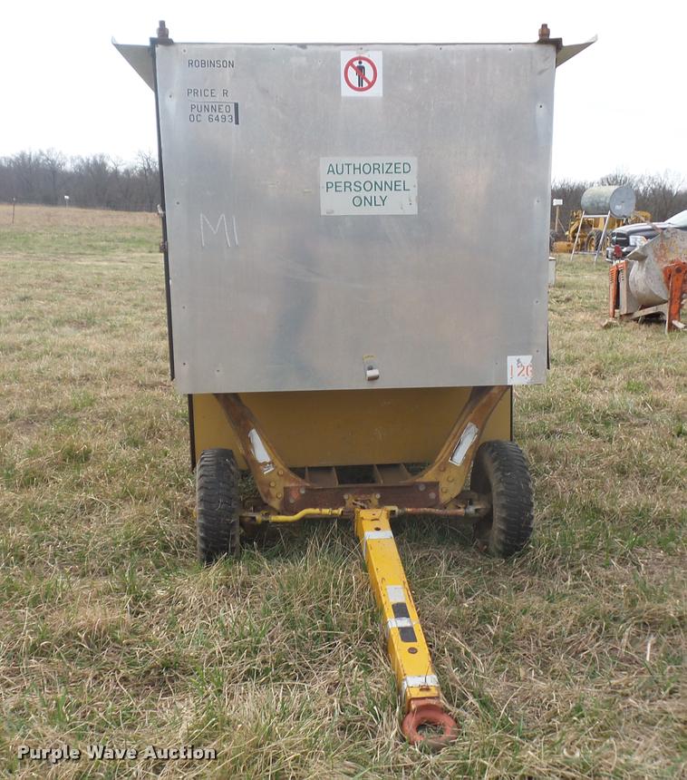 image for item L4621 Airport luggage wagon