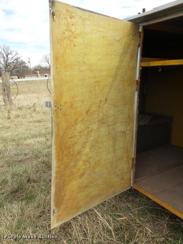 image for item L4621 Airport luggage wagon