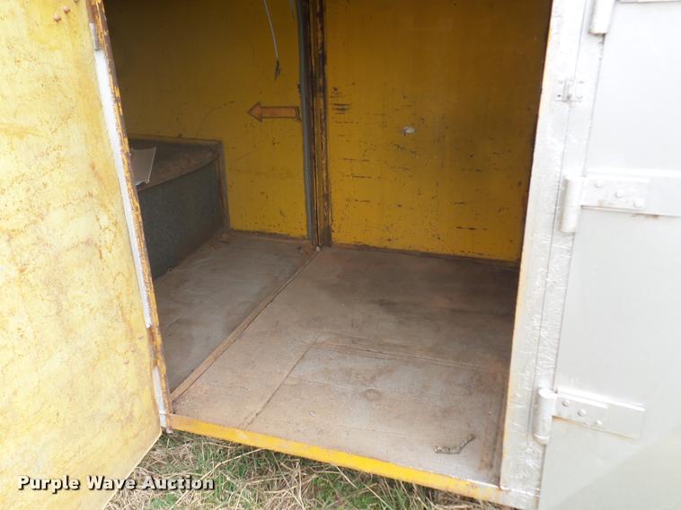 image for item L4621 Airport luggage wagon