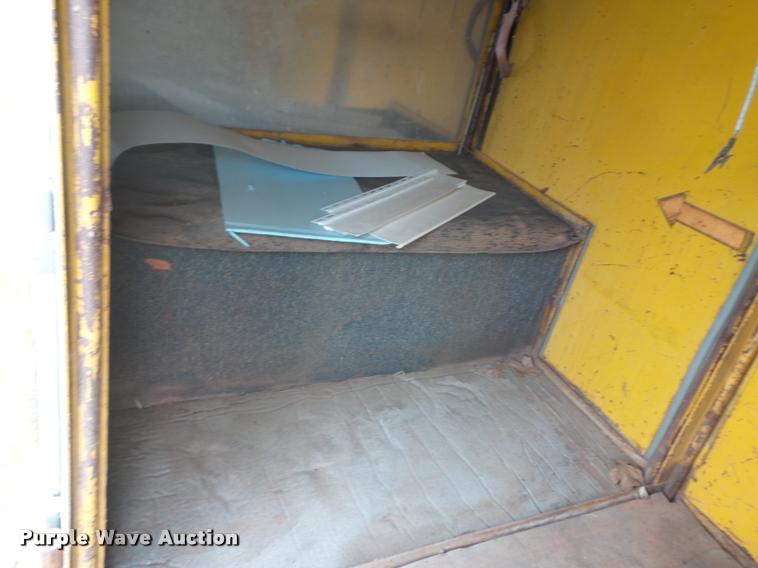 image for item L4621 Airport luggage wagon