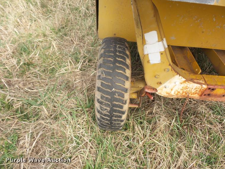 image for item L4621 Airport luggage wagon