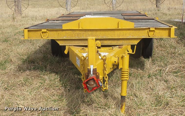 image for item L4622 1997 Shop built equipment trailer