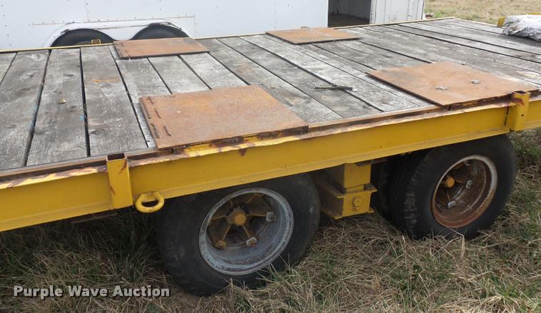 image for item L4622 1997 Shop built equipment trailer