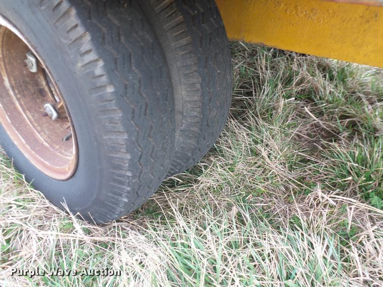 image for item L4622 1997 Shop built equipment trailer