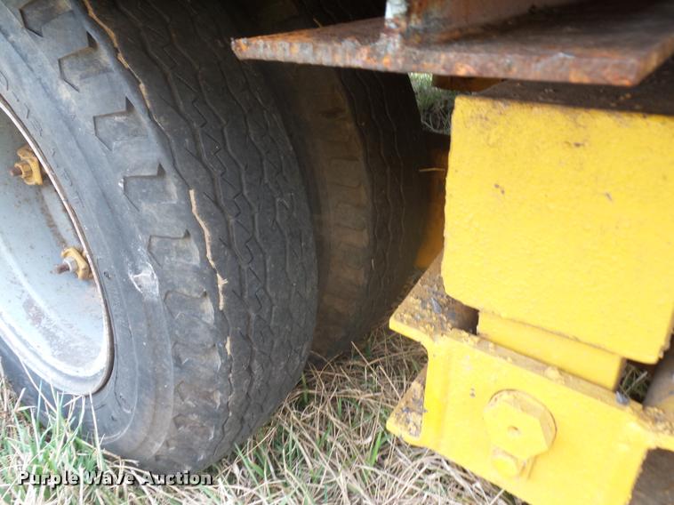 image for item L4622 1997 Shop built equipment trailer