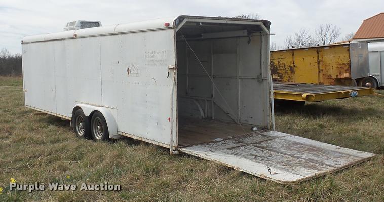image for item L4623 1998 enclosed cargo trailer