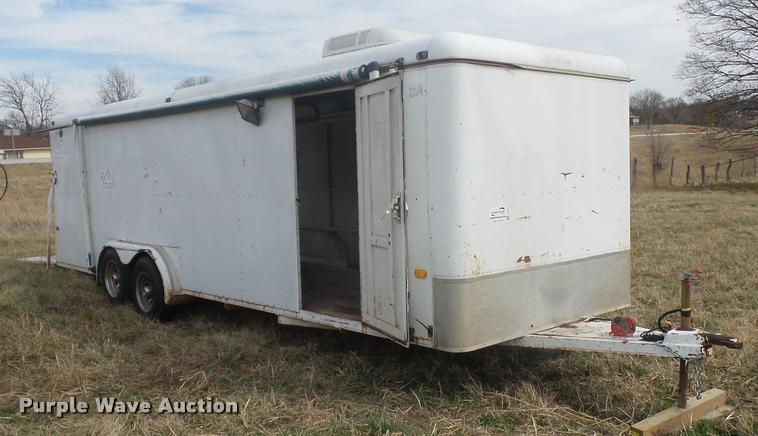 image for item L4623 1998 enclosed cargo trailer