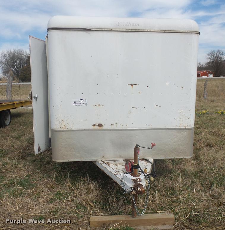 image for item L4623 1998 enclosed cargo trailer