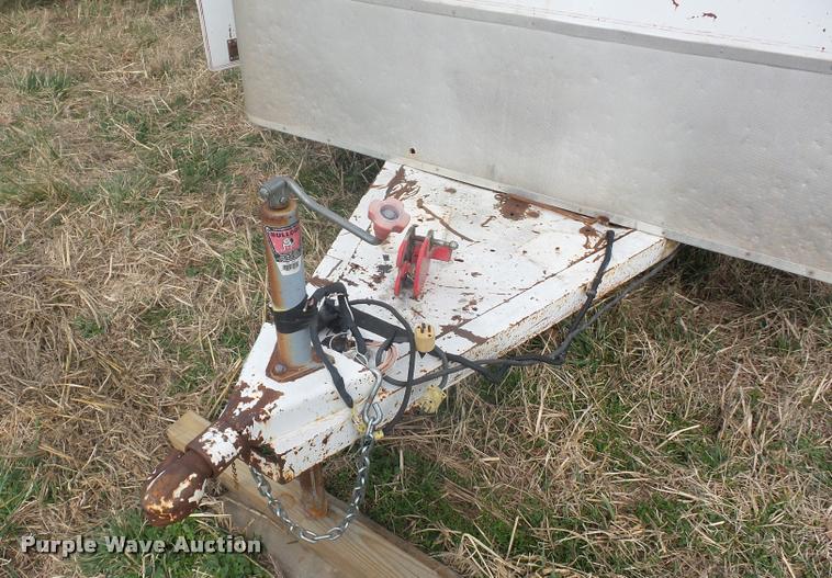 image for item L4623 1998 enclosed cargo trailer