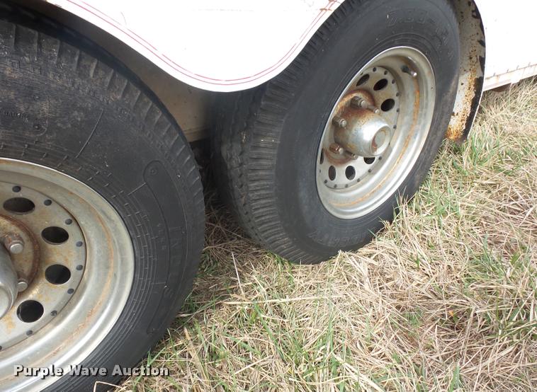 image for item L4623 1998 enclosed cargo trailer