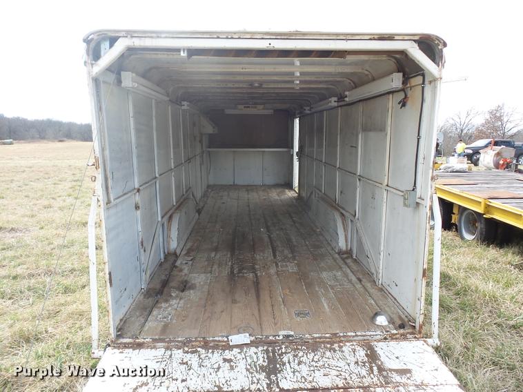 image for item L4623 1998 enclosed cargo trailer