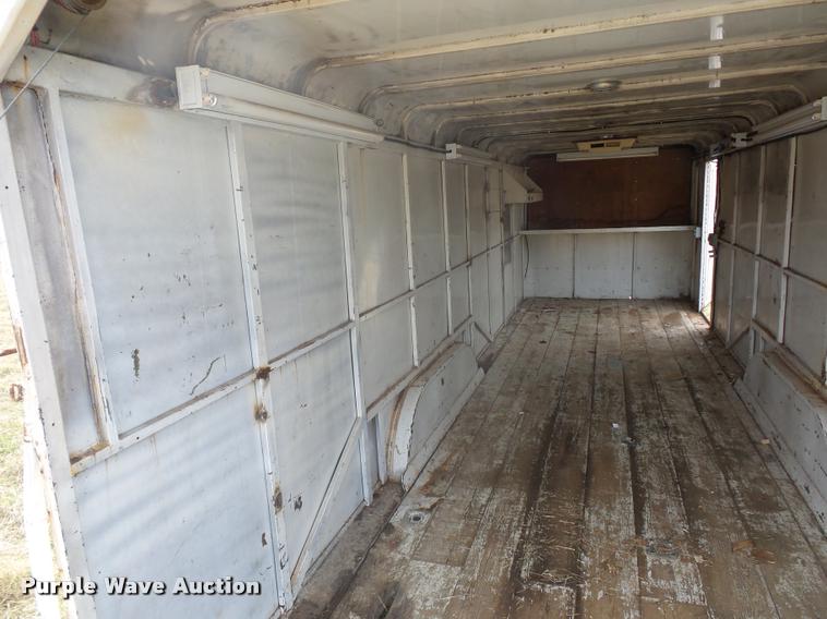 image for item L4623 1998 enclosed cargo trailer