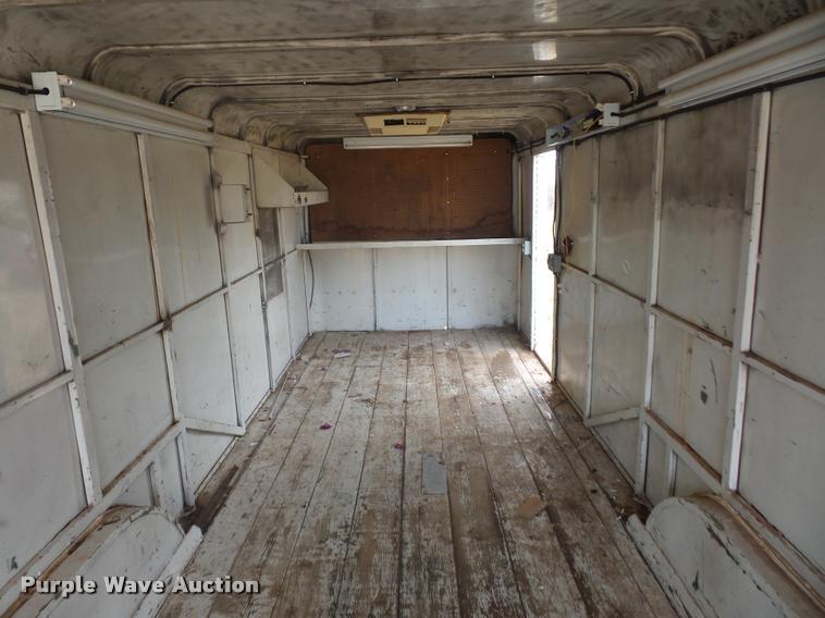 image for item L4623 1998 enclosed cargo trailer