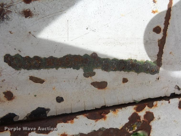 image for item L4623 1998 enclosed cargo trailer