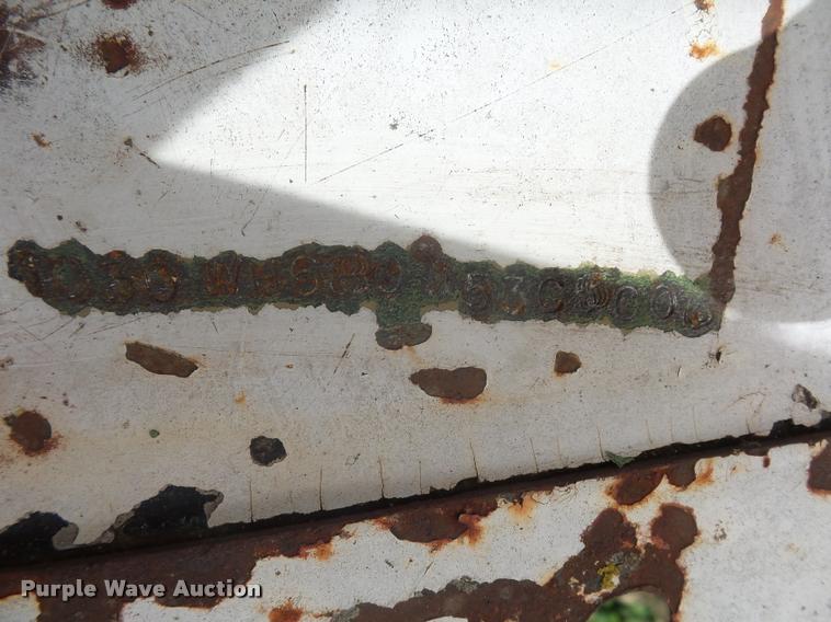 image for item L4623 1998 enclosed cargo trailer