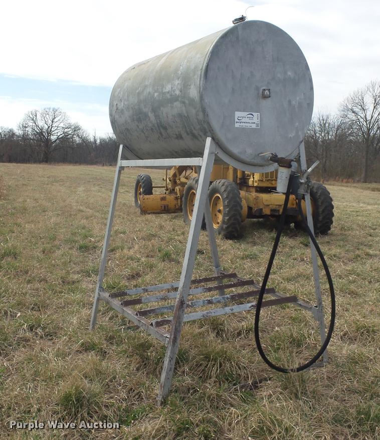 image for item L4624 Fuel tank