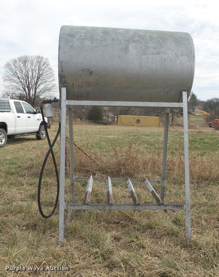 image for item L4624 Fuel tank