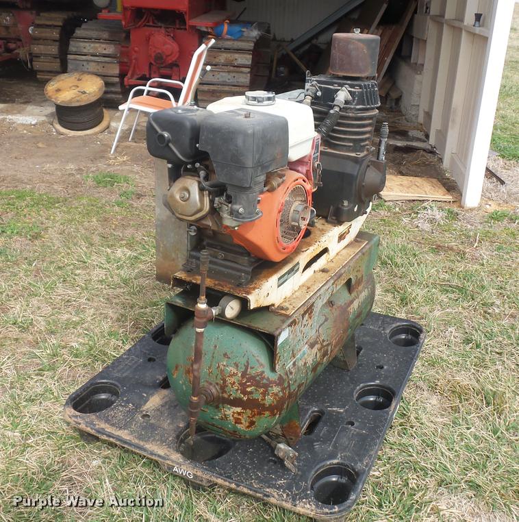 image for item L4625 Rol-air air compressor