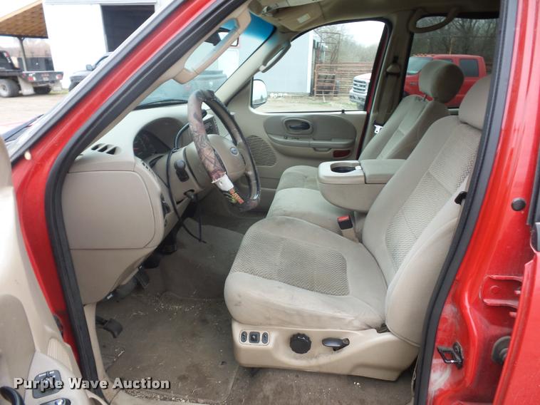 image for item L4631 2003 Ford F150 SuperCrew pickup truck