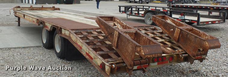 image for item L4636 2000 Belshe FB-30 equipment trailer