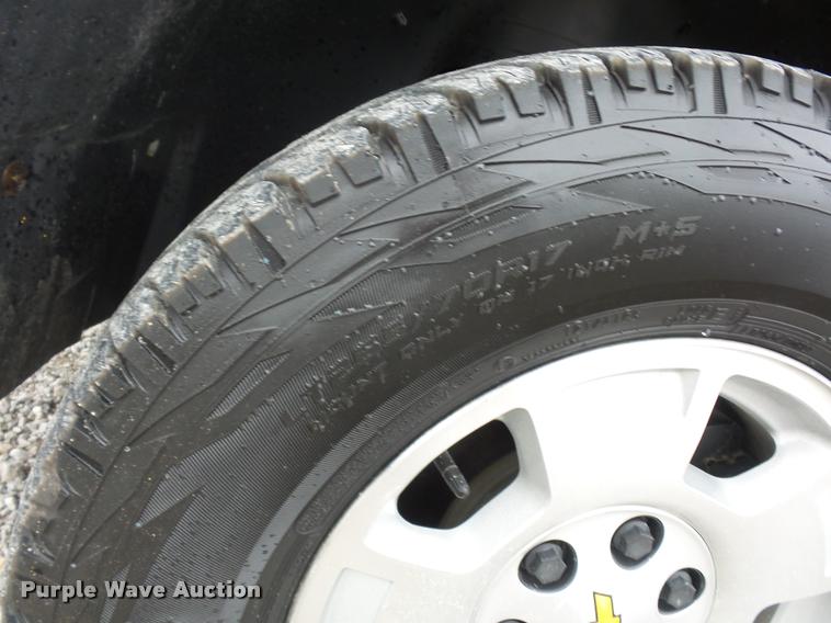 image for item L4637 2010 Chevrolet Silverado 1500 Crew Cab pickup truck